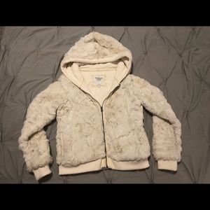 Abercrombie & Fitch Cream Colored Faux Fur Zipper Hoodie